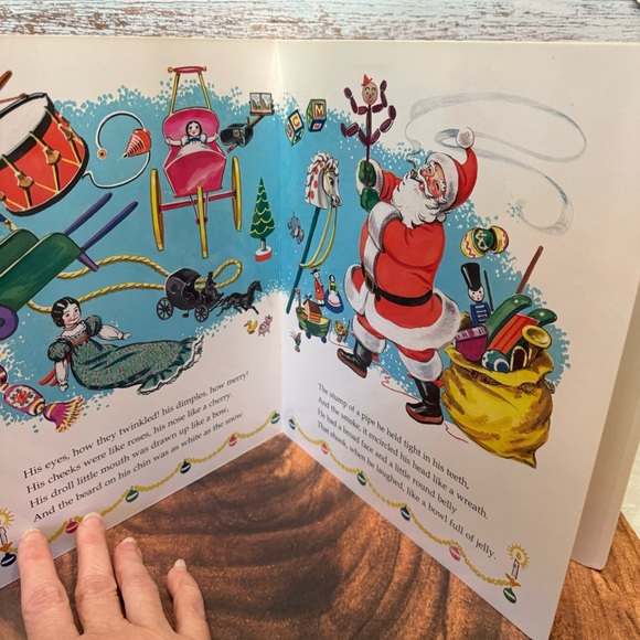The Night Before Christmas Book by Clement C. Moore a Big Golden Board Book - Picture 7 of 10